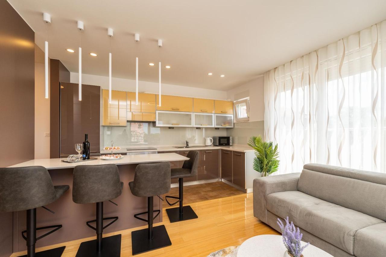 Deluxe Apartman Anita1 Zadar Bagian luar foto